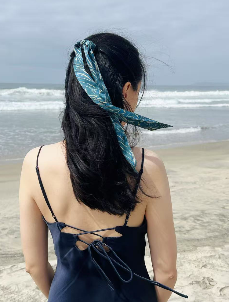 Spring Mountains Silk Twilly